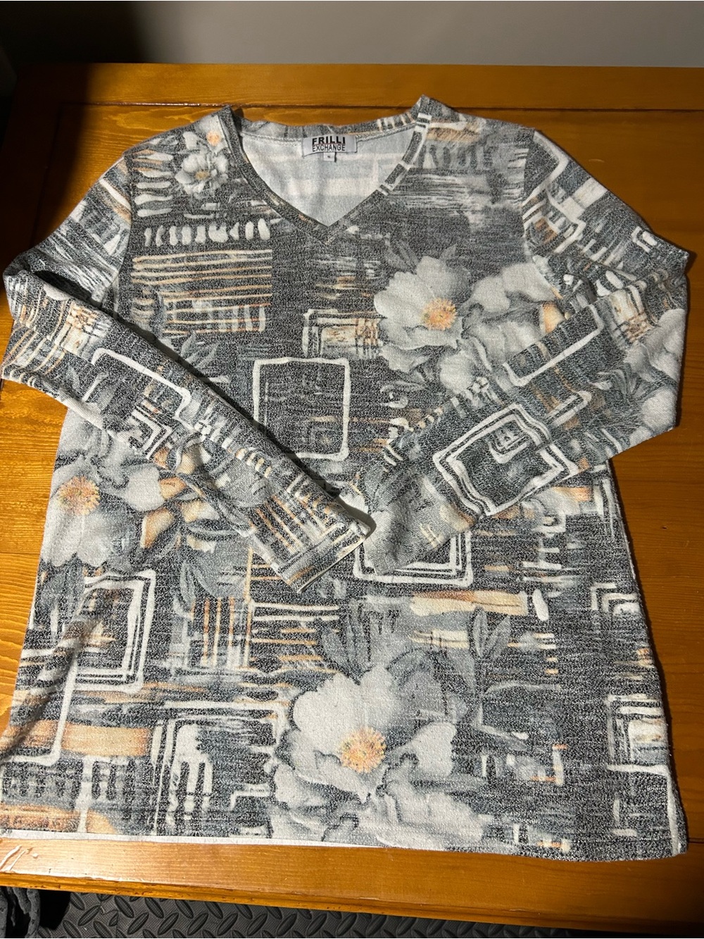 (3/$10) Frilli V-Neck Floral & Geometric Knit Top